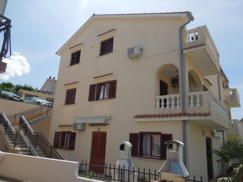 Apartments Njivice Εξωτερικό φωτογραφία